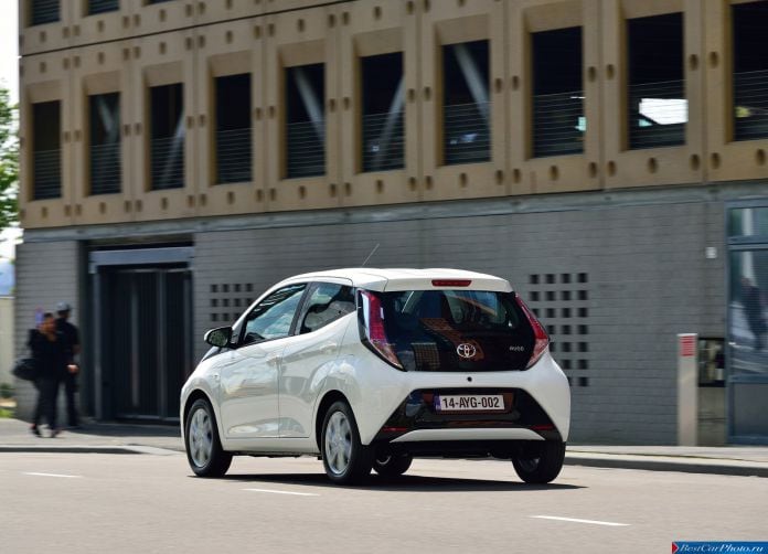 2015 Toyota Aygo - фотография 83 из 144