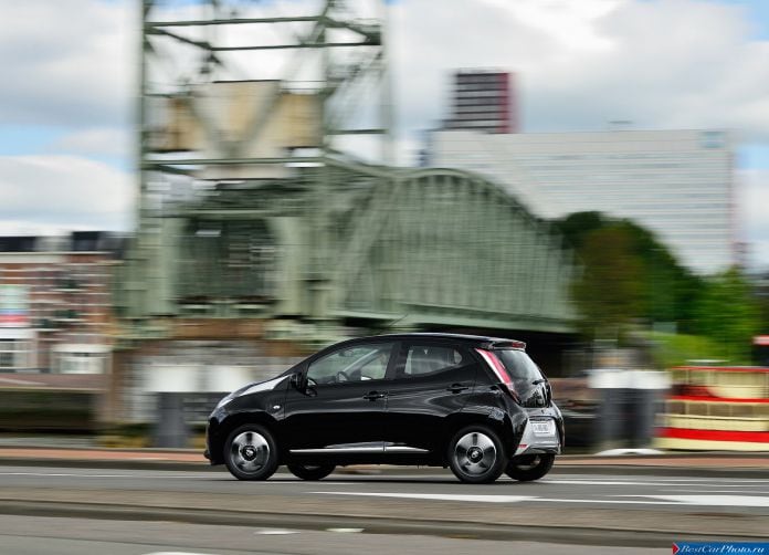2015 Toyota Aygo - фотография 91 из 144