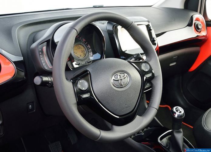 2015 Toyota Aygo - фотография 108 из 144
