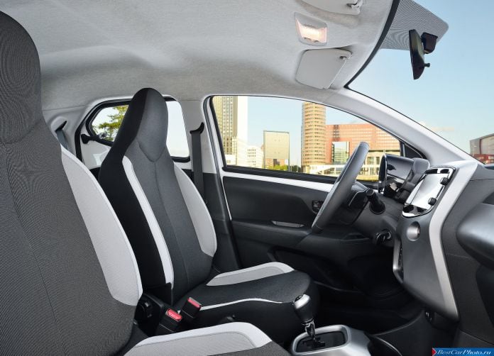 2015 Toyota Aygo - фотография 110 из 144