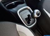 toyota_2015_aygo_115.jpg