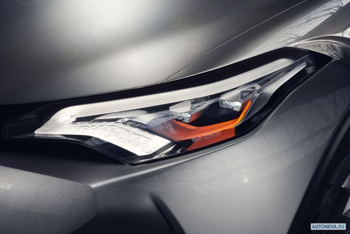 2015 Toyota C-HR Concept - фотография 15 из 15