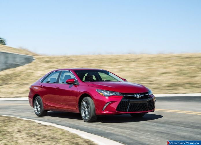 2015 Toyota Camry - фотография 7 из 79