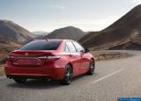 toyota_2015_camry_016.jpg