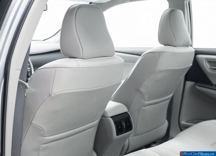2015 Toyota Camry - фотография 41 из 79
