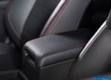 toyota_2015_camry_048.jpg