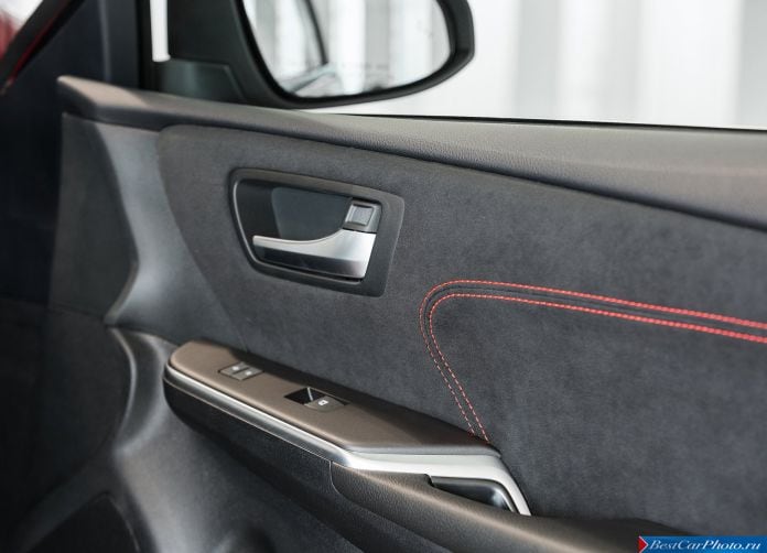 2015 Toyota Camry - фотография 51 из 79