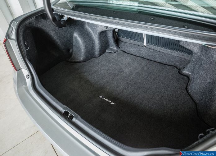 2015 Toyota Camry - фотография 58 из 79