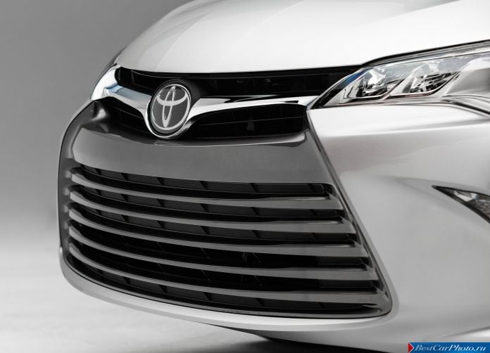 2015 Toyota Camry - фотография 60 из 79