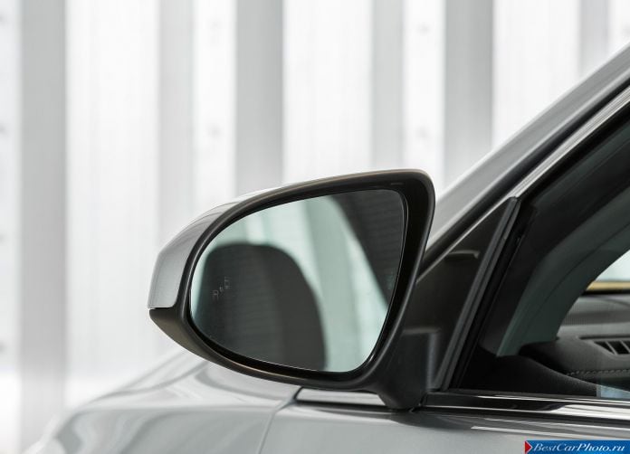 2015 Toyota Camry - фотография 68 из 79