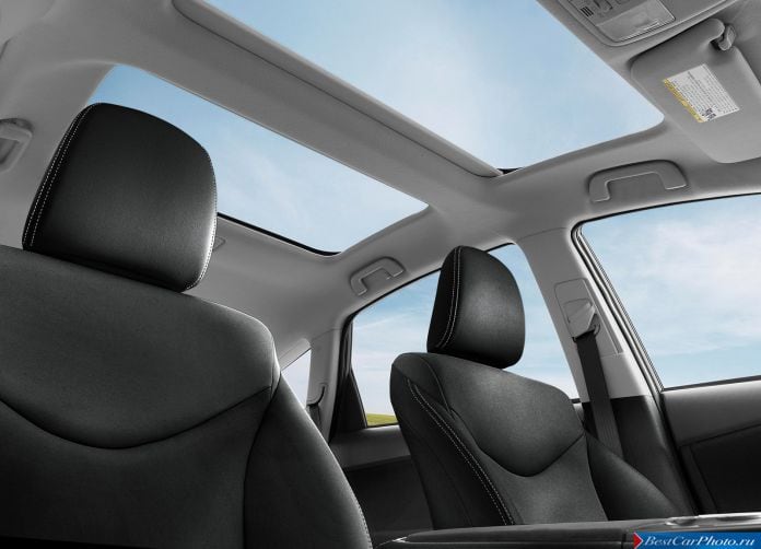 2015 Toyota Prius V - фотография 22 из 26