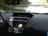 toyota_2015_prius_v_012.jpg