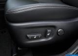 toyota_2015_prius_v_012_1.jpg