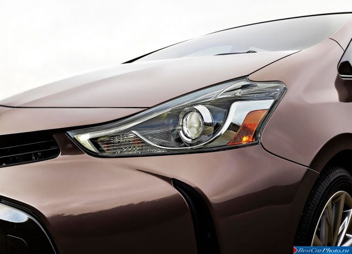 2015 Toyota Prius V - фотография 26 из 26