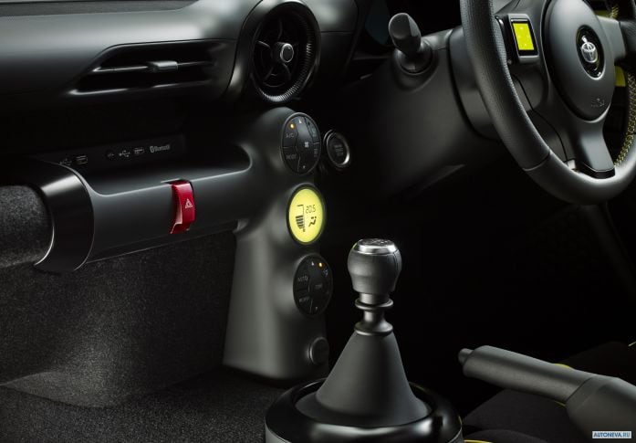 2015 Toyota S-FR Concept - фотография 14 из 17