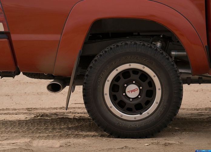 2015 Toyota Tacoma TRD Pro Series - фотография 10 из 11