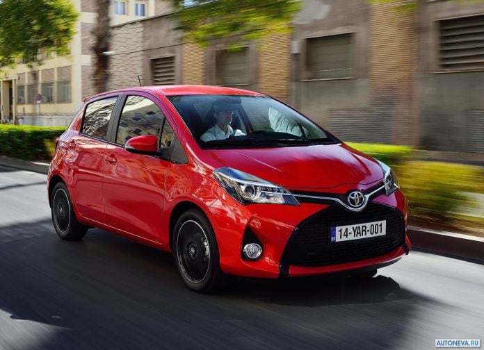 2015 Toyota Yaris - фотография 48 из 118