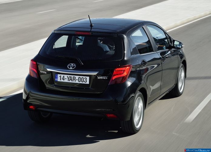 2015 Toyota Yaris - фотография 65 из 118