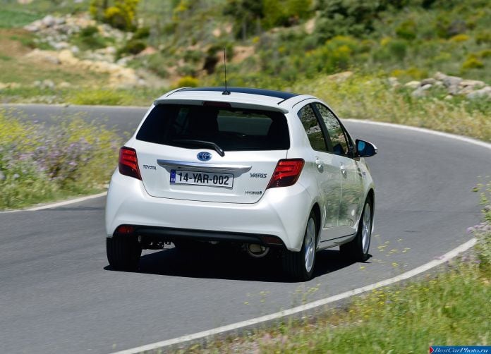 2015 Toyota Yaris - фотография 70 из 118