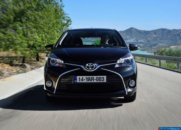 2015 Toyota Yaris - фотография 91 из 118