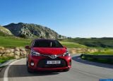 toyota_2015_yaris_094.jpg