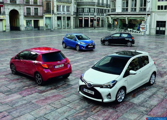 2015 Toyota Yaris - фотография 97 из 118
