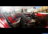 toyota_2015_yaris_104.jpg