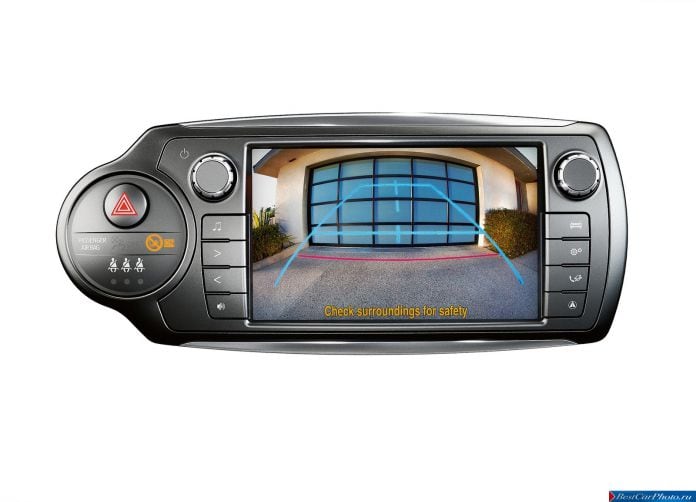 2015 Toyota Yaris - фотография 113 из 118