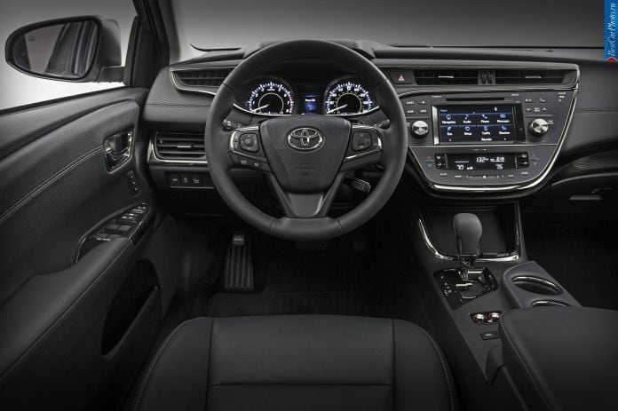 2016 Toyota Avalon - фотография 14 из 19
