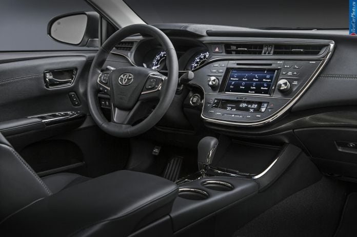 2016 Toyota Avalon - фотография 15 из 19