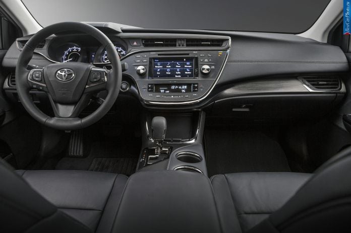 2016 Toyota Avalon - фотография 16 из 19