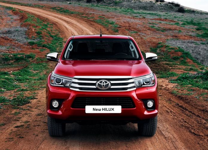 2016 Toyota Hilux - фотография 13 из 85