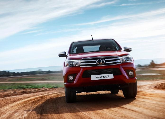 2016 Toyota Hilux - фотография 18 из 85