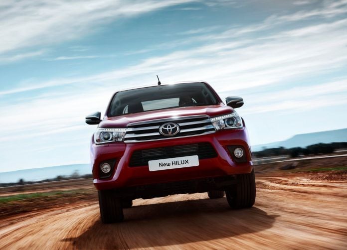 2016 Toyota Hilux - фотография 20 из 85
