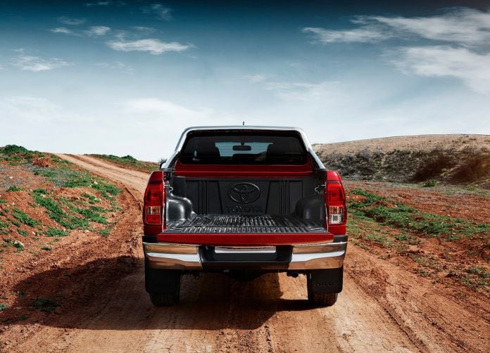 2016 Toyota Hilux - фотография 36 из 85