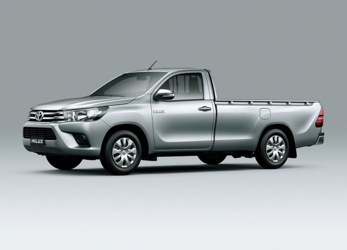 2016 Toyota Hilux - фотография 39 из 85