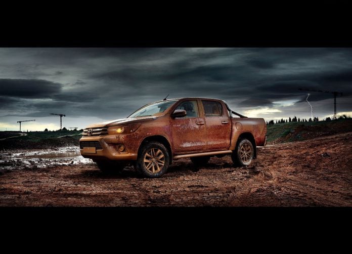 2016 Toyota Hilux - фотография 45 из 85