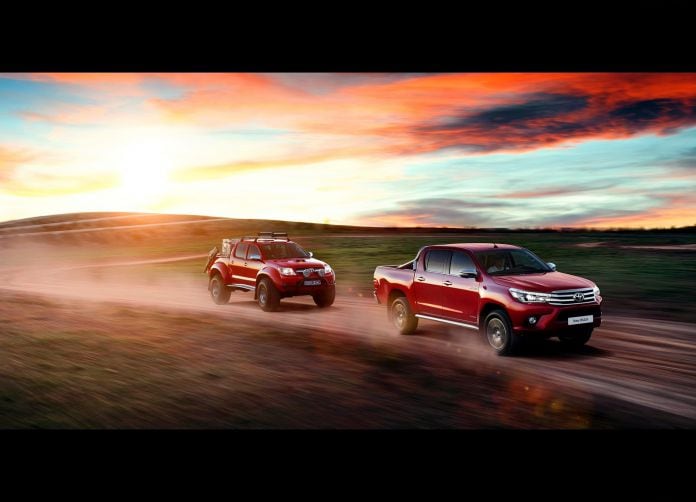 2016 Toyota Hilux - фотография 50 из 85