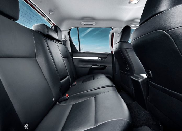 2016 Toyota Hilux - фотография 55 из 85