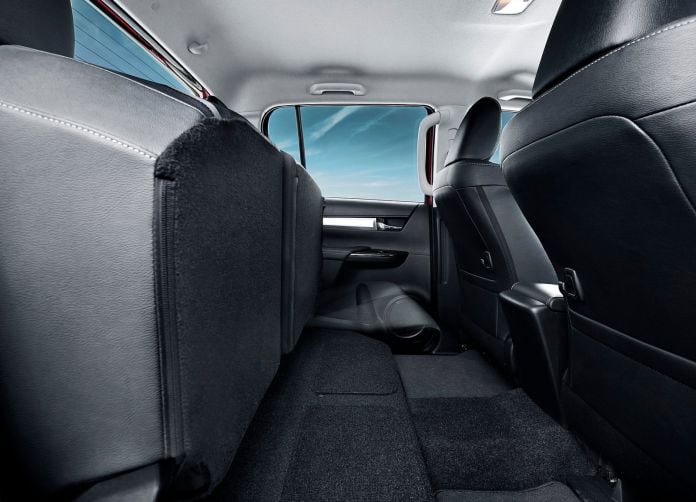 2016 Toyota Hilux - фотография 56 из 85