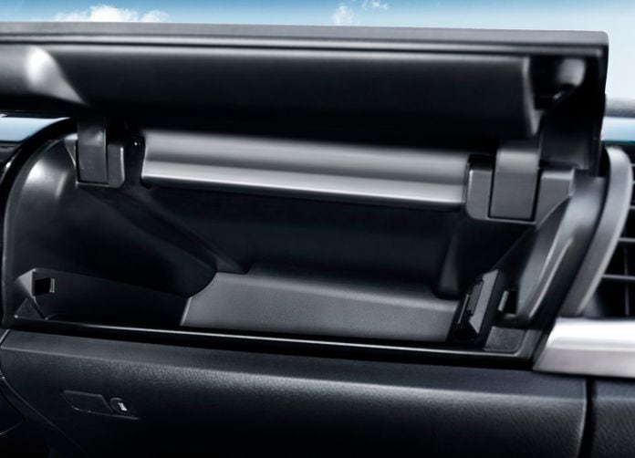 2016 Toyota Hilux - фотография 59 из 85