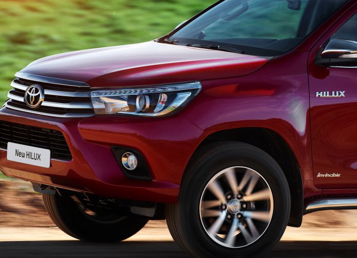 2016 Toyota Hilux - фотография 65 из 85