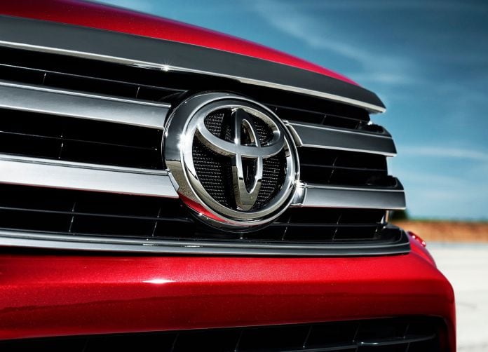 2016 Toyota Hilux - фотография 68 из 85