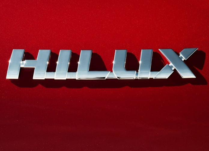 2016 Toyota Hilux - фотография 77 из 85