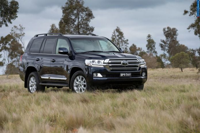 2016 Toyota Land Cruiser - фотография 1 из 5