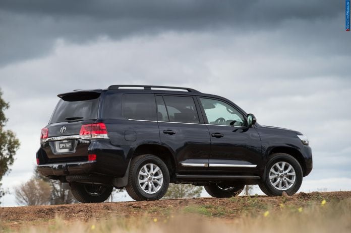 2016 Toyota Land Cruiser - фотография 2 из 5