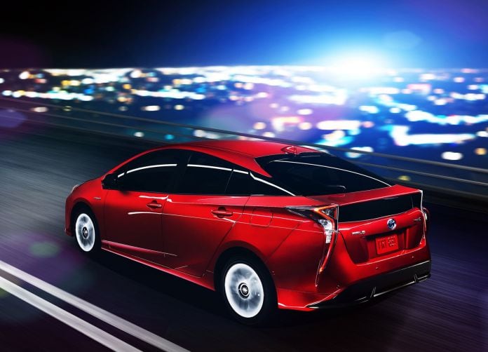2016 Toyota Prius - фотография 5 из 53