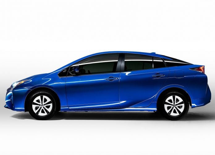 2016 Toyota Prius - фотография 20 из 53