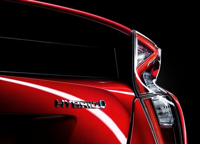 2016 Toyota Prius - фотография 46 из 53