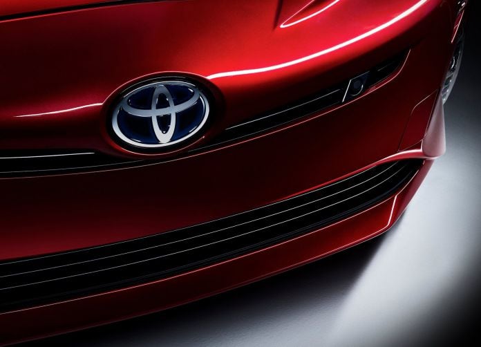 2016 Toyota Prius - фотография 48 из 53